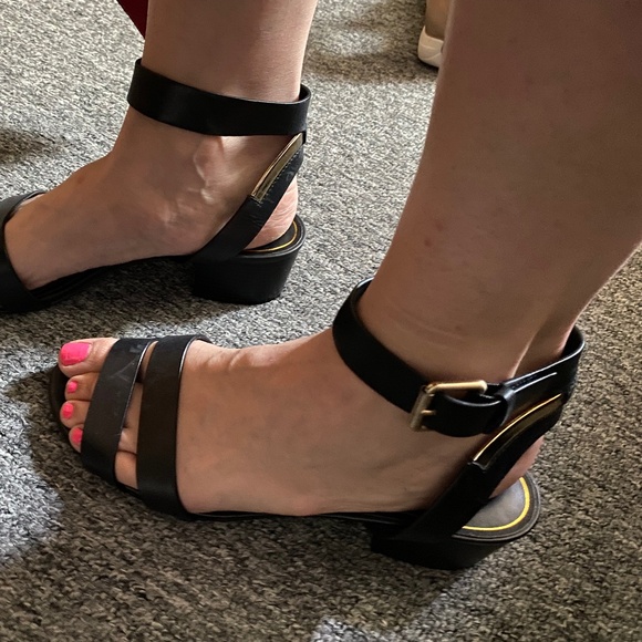 Enzo Angiolini Eatala 9.5 m black mule sandals - Picture 9 of 9